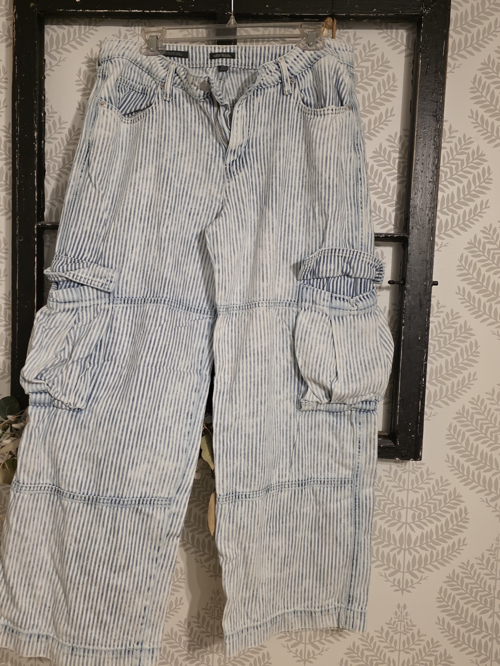 wild fable Light Blue & White Striped Relaxed Women's Cargo Jeans